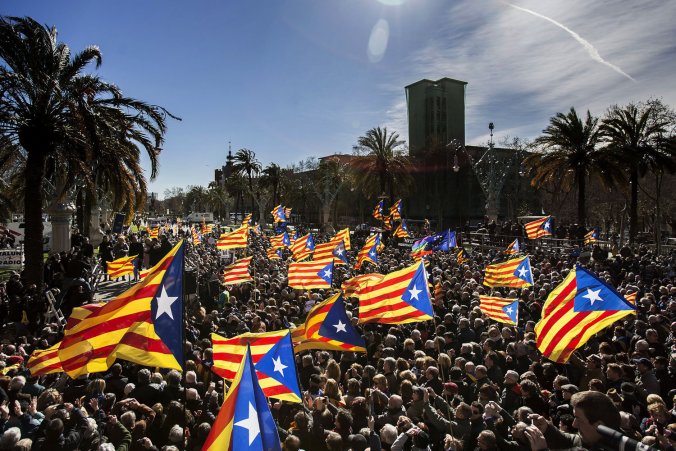 Mobilitzacions-portes-TSJC-durant-celebrat_1792030829_40666618_1500x1001